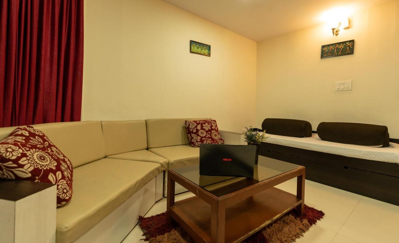 Seasons Suites Bangalore Oda fotoğraf